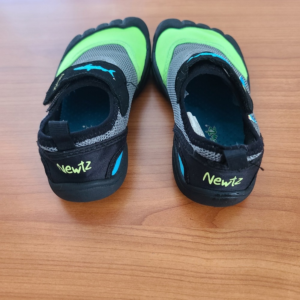 Newtz Water Shoes Green/Black‎ Kids Size 12 - Picture 3 of 6